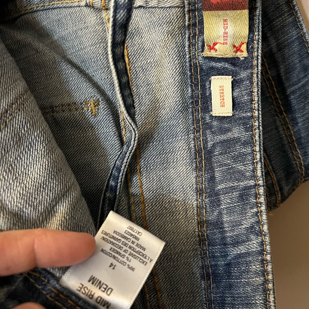 Old navy midrise jean shorts size 14